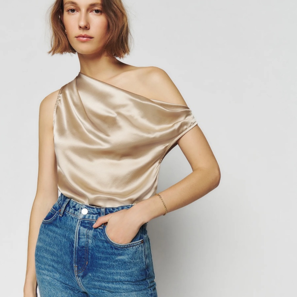 Reformation Annika Silk Top - Picture 2 of 3